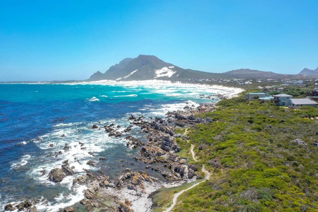 The Amaryllis Luxury Apartment Bella Donna Bettys Bay Bagian luar foto