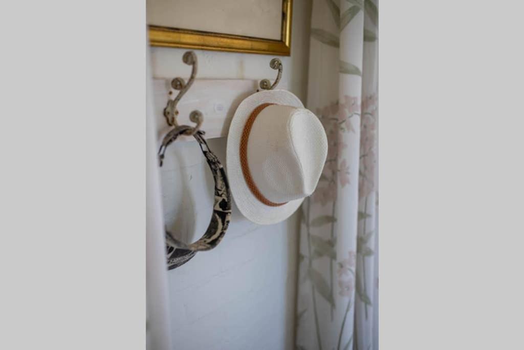 The Amaryllis Luxury Apartment Bella Donna Bettys Bay Bagian luar foto